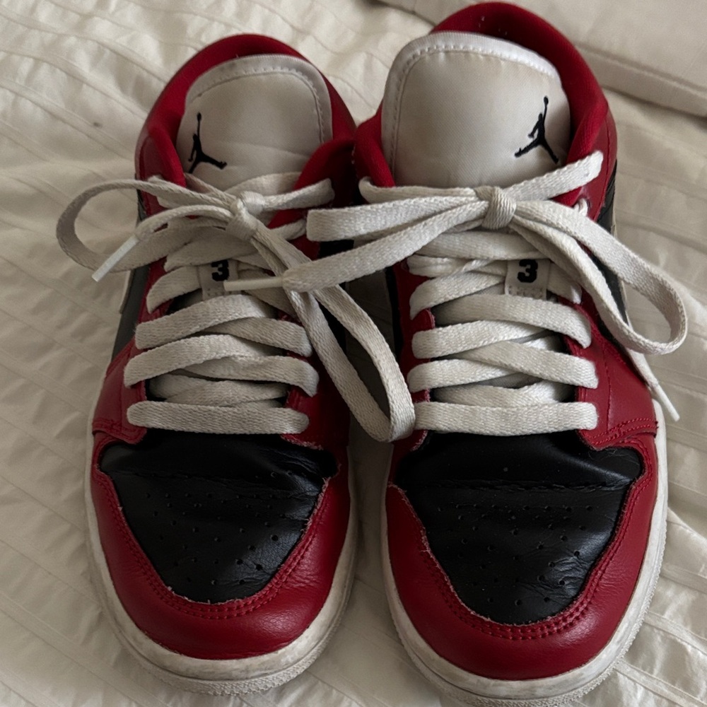 Nike Kids Red and Black Sneakers